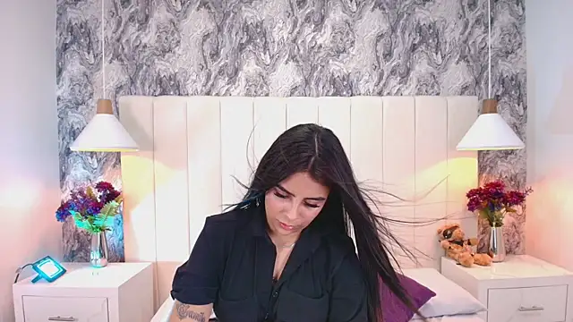 Lyaa_606 Adlı Modelin Canlı XXX Sohbeti