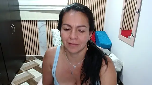Chat XXX Live camilavargas_