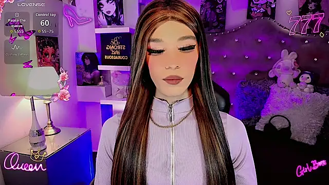 Show modela Megaan_Dolll na web-kameri