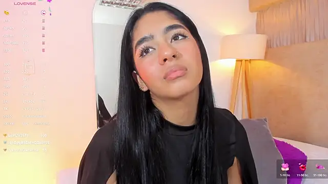 _kyraa_'s Webcam Show