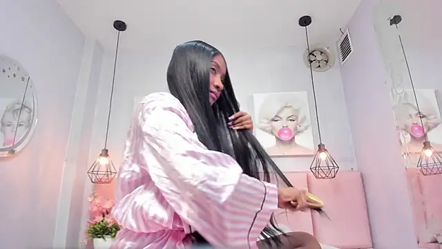 tifannygrey_ Adlı Modelin Canlı XXX Sohbeti