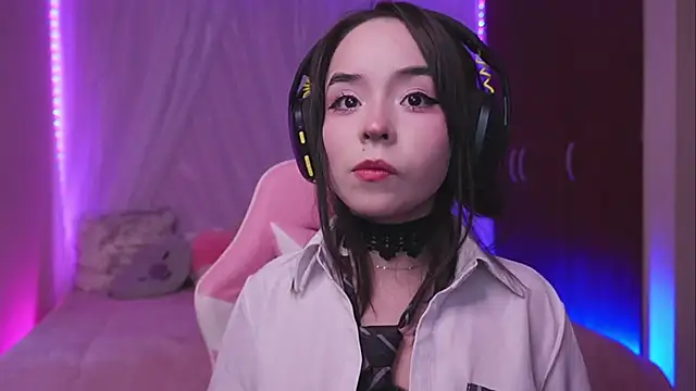 Lilou_albrecht Chat XXX in diretta