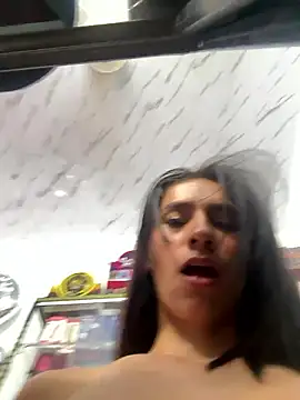 Chat +18 de lunaluxury22 ao vivo