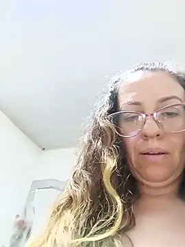 Chatroom XXX en direct de miss_hanna07