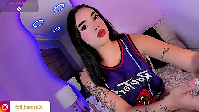 Sofi_hdz Show in webcam