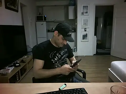 mihaimichaeln Live XXX chat