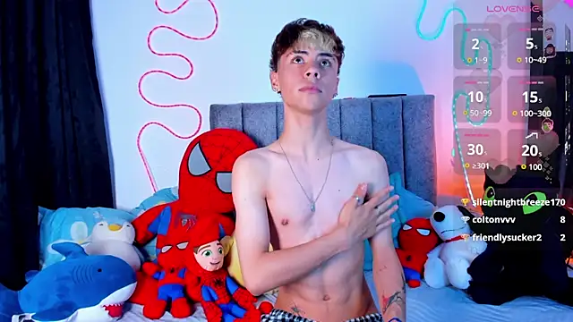 Callum_777's Webcam Show