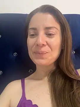 natashakinski 现场XXX聊天