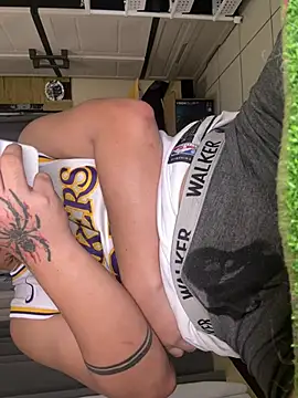 urhardfuckerAsiandaddy webcam show