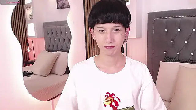 Emo_Boy_ 网络视讯表演