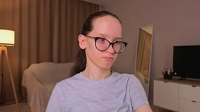 BettyBrowni 现场XXX聊天