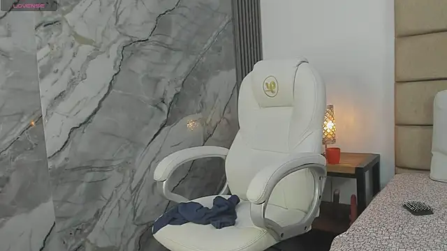 Živá chatovací místnost laurenn_moore