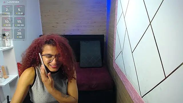 Živá chatovací místnost shanipink