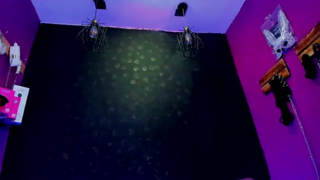 Alexa_Slave's Live XXX Chat