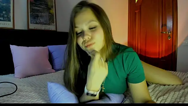 Chat XXX ao vivo de Kira_love_81