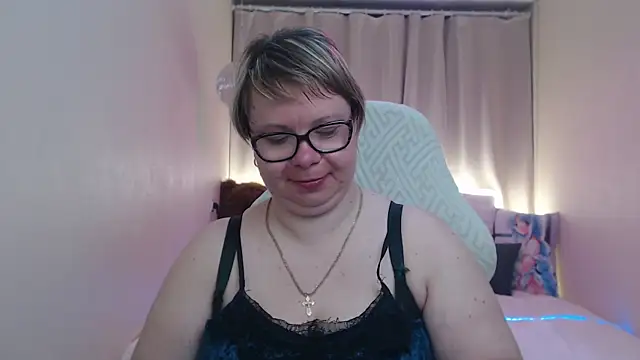 Chat XXX en directo de BonnnyBoobsy