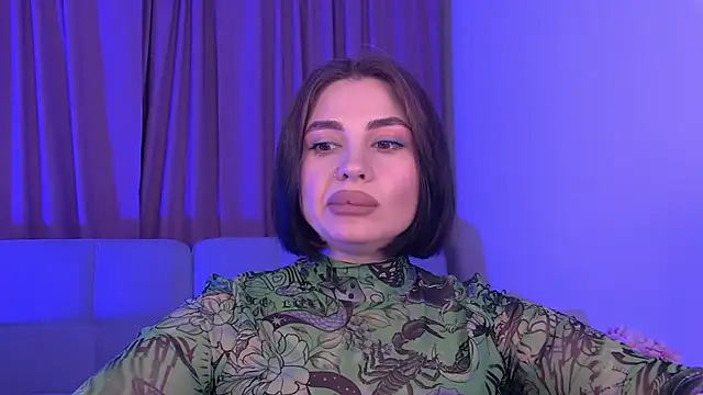 AdrianaToress: απευθείας συνομιλία ΧΧΧ