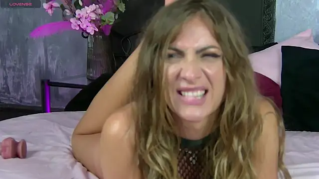 AnneGoddesss' Webcam Show