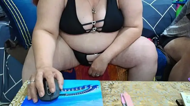 HotBiPaar élő XXX-chatje