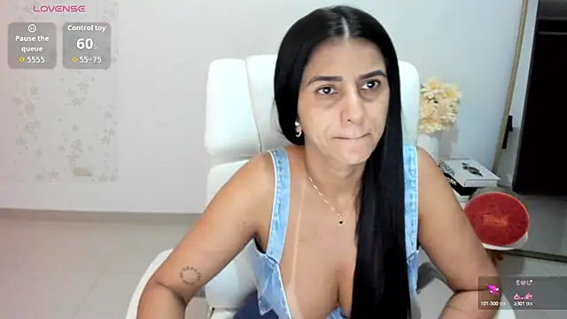 Chat XXX ao vivo de renata_t_