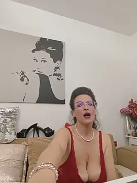 RebeccaNoble Chat XXX live