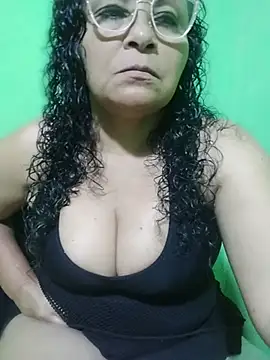 Amarantha25のライブXXXチャット