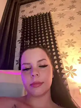 Mihadttraf 라이브 XXX 채팅