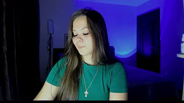 Czat XXX na żywo – Kira_love_81