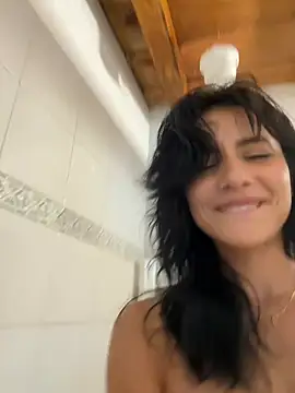 Ale_Lewis élő XXX-chatje
