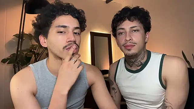 Noah_and_Steven – webcam-show