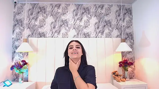 XXX chat uživo modela Lyaa_606