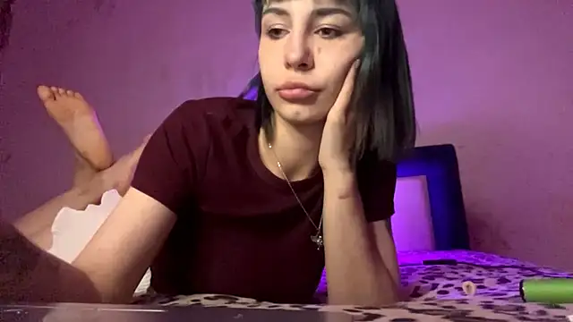 Chat XXX en directo de SuccubKira