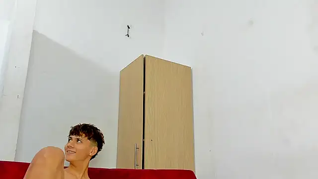 willy_sexxx18 Webcam Show