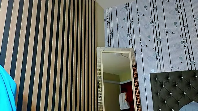Alex_Bloom Webcam show