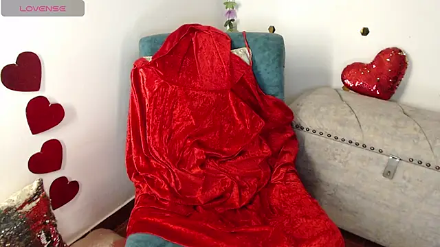 yourhornyjuliettee Live XXX-Chat