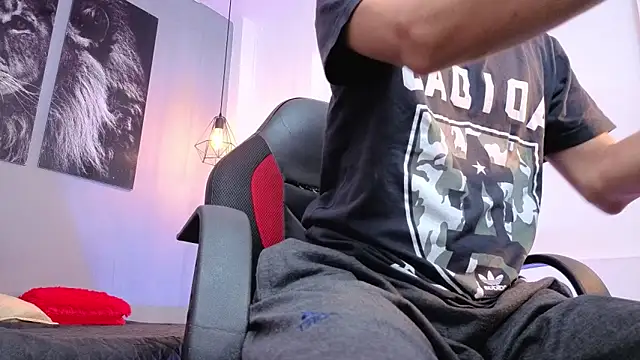 Czat XXX na żywo – Zack_isback