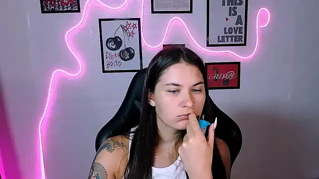 AlisaFrost's Live XXX Chat