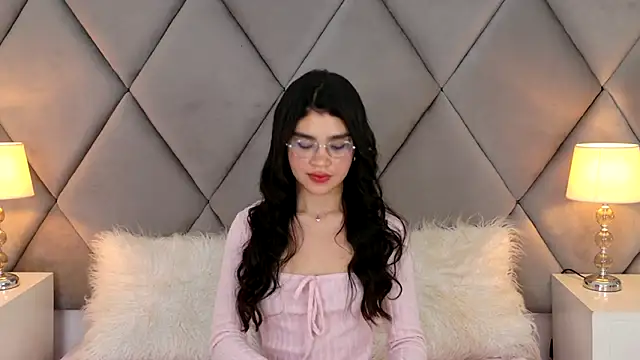 Živý XXX chat OliviaDiaz