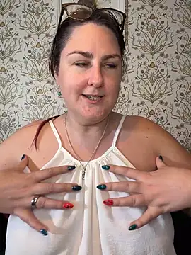 Lacey_BBW Chat XXX in diretta