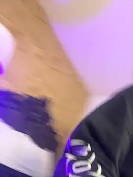 alanna_blaze élő XXX-chatje