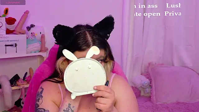 Chat XXX en directo de Sachi_Meow