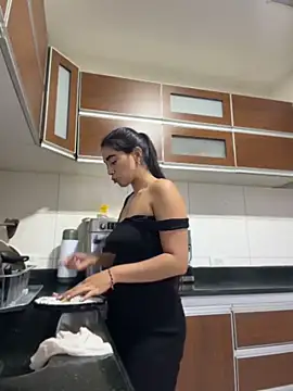 Chat XXX ao vivo de ZarahEvans