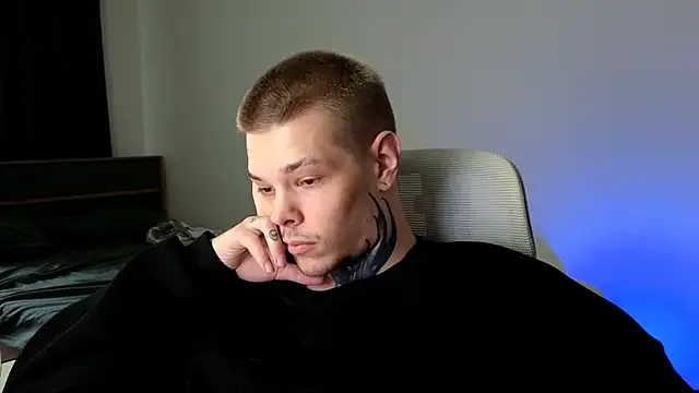 DENIS_HERE – Live XXX-chat