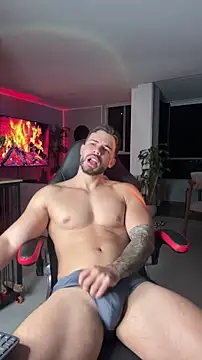 Chat +18 de Valenthino_Salvatore ao vivo