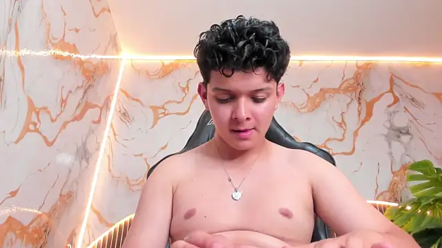 TiagoRussh Chat XXX live