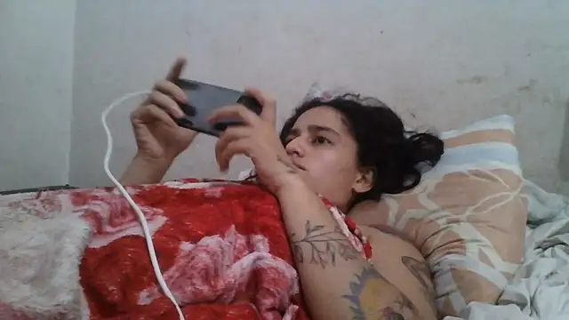girl_tits Adlı Modelin Canlı XXX Sohbeti