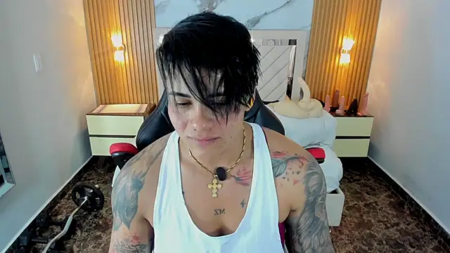 KAROLLJONES1 লাইভ XXX চ্যাট
