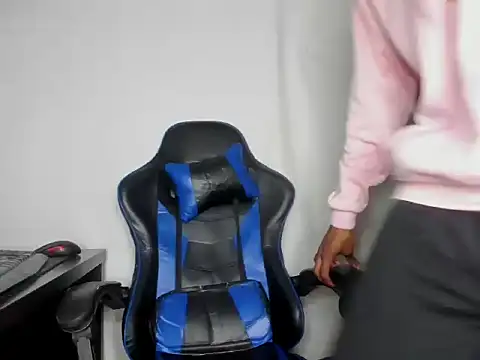 Kofi_exotic_2 live XXX chat