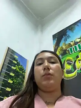 Soffia_Muzz Live XXX-Chat