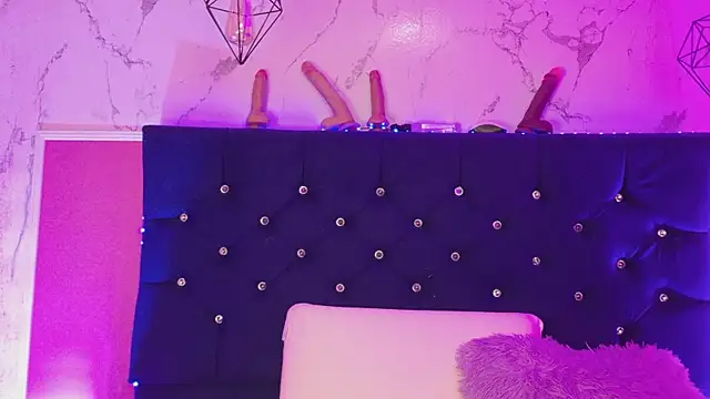 Chat XXX en directo de Dakotaa_Johnson
